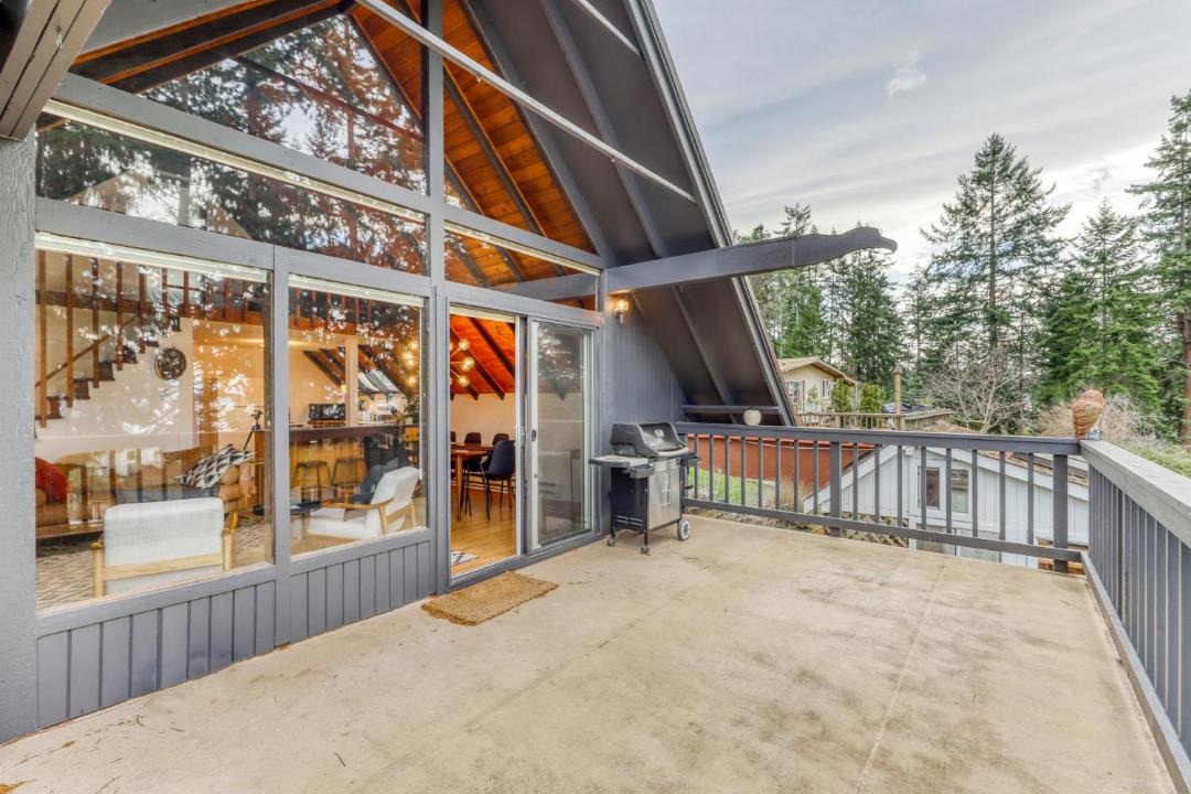 Photo of Buildings in Freeland