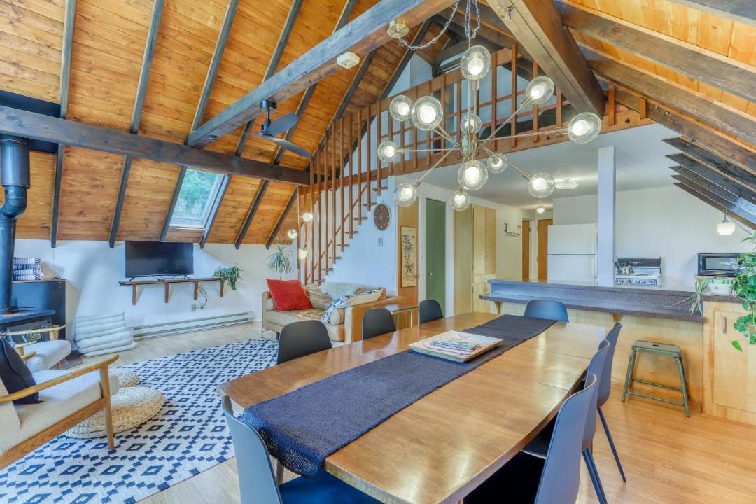 Photo of Others in Freeland