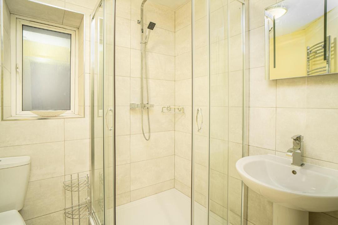 Photo of Bathroom in Skewen