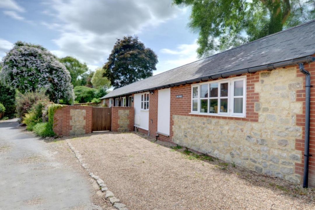 Photo of Buildings in Nettlestead