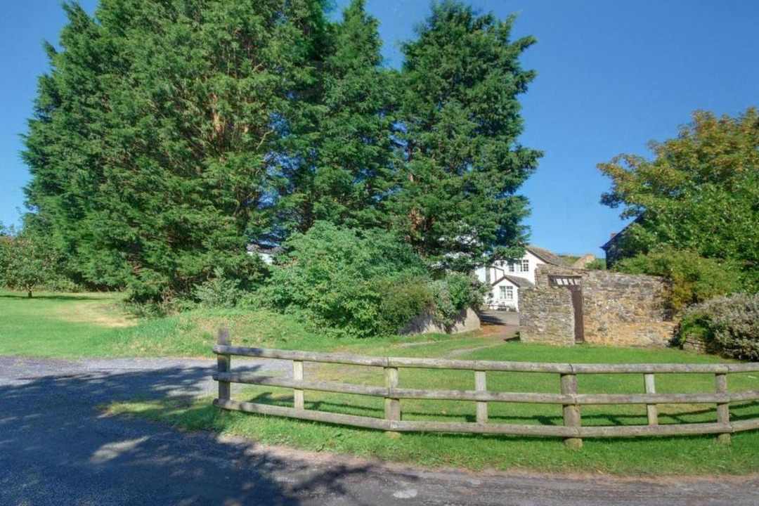 Photo of Others in Westleigh