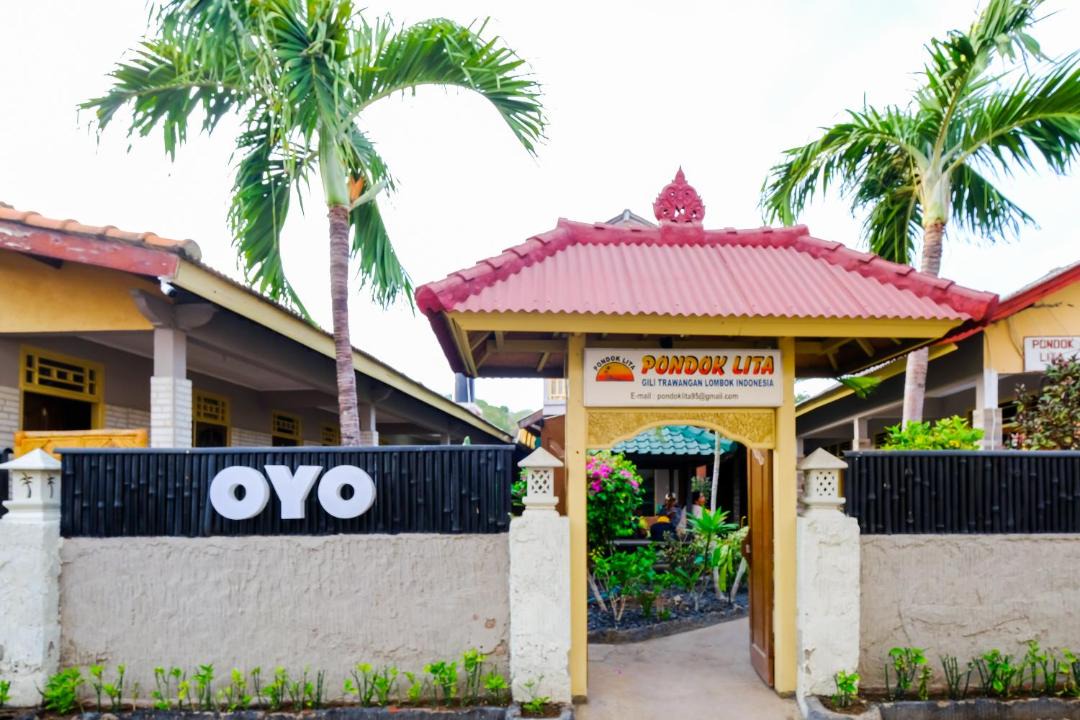 Photo of Buildings in Gili Trawangan