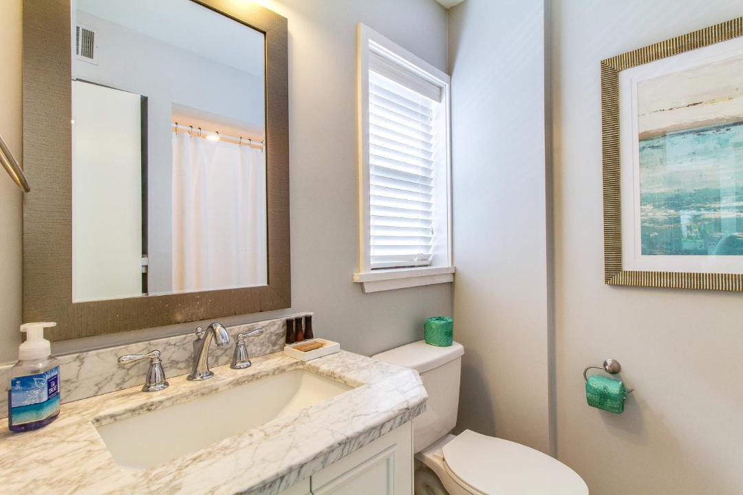 Photo of Bathroom in Palmetto Dunes