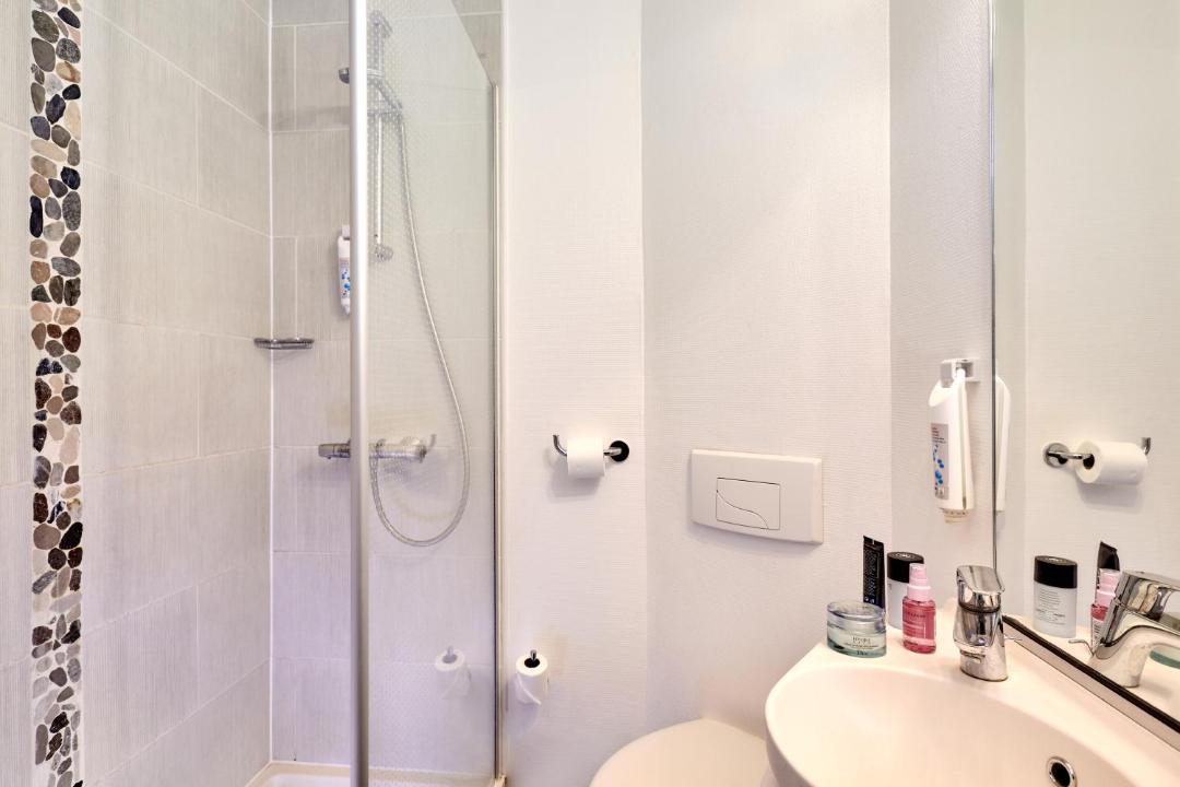 Photo of Others in Les Mureaux