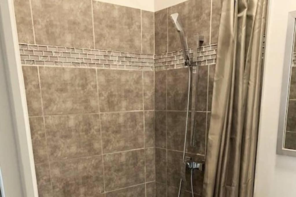 Photo of Bathroom in Caudry