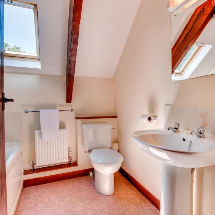 Photo of Bathroom in Westleigh