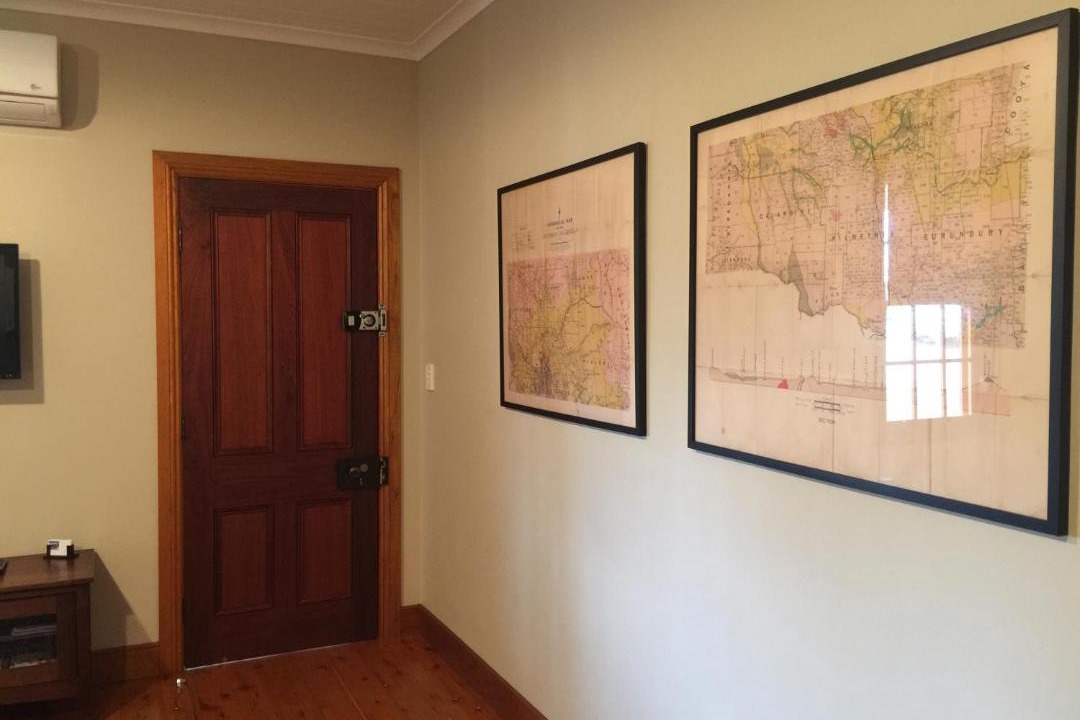 Photo of Others in Gulgong