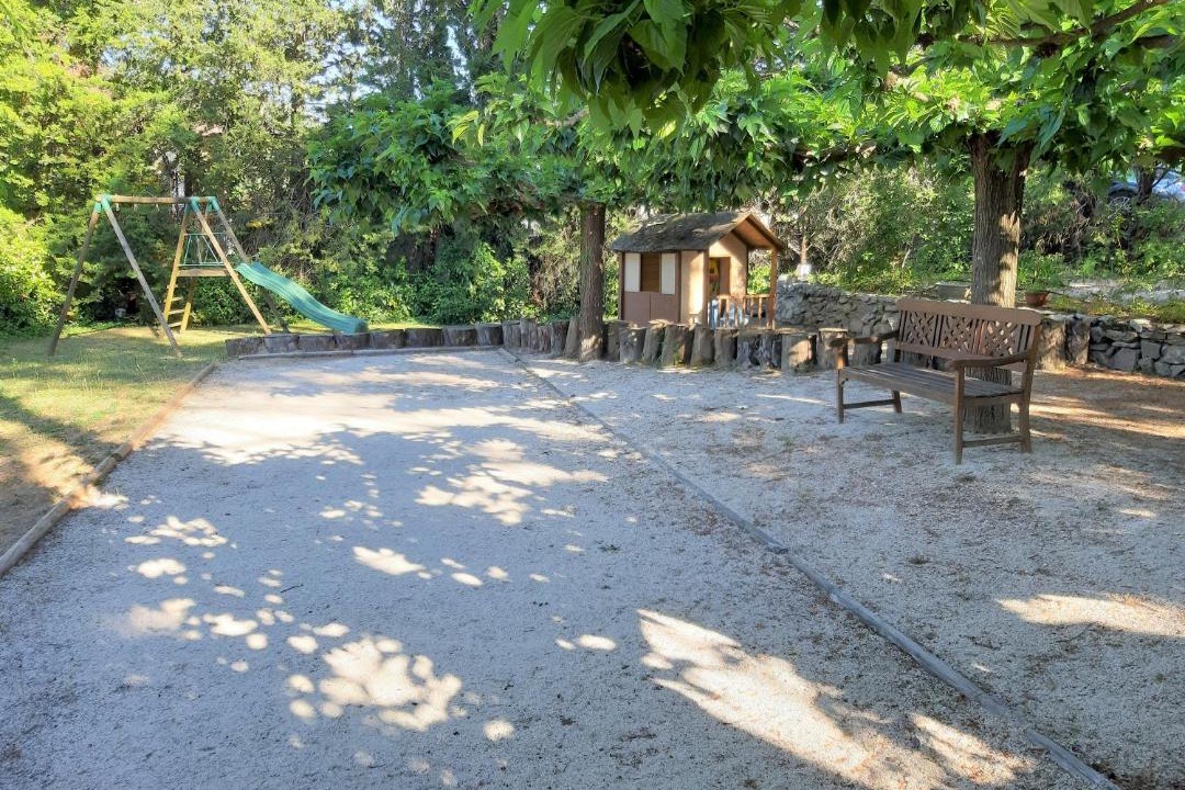 Photo of Others in Rocbaron