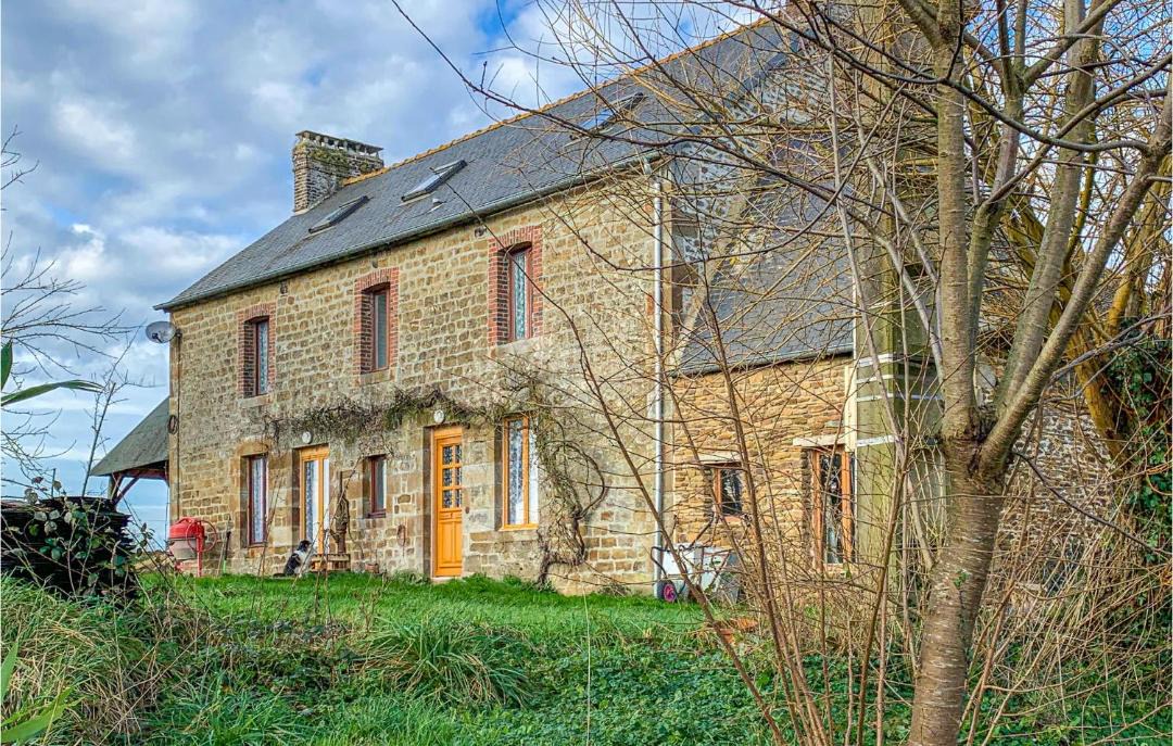 Photo of Buildings in Vauce