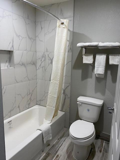 Photo of Bathroom in Central Southwest
