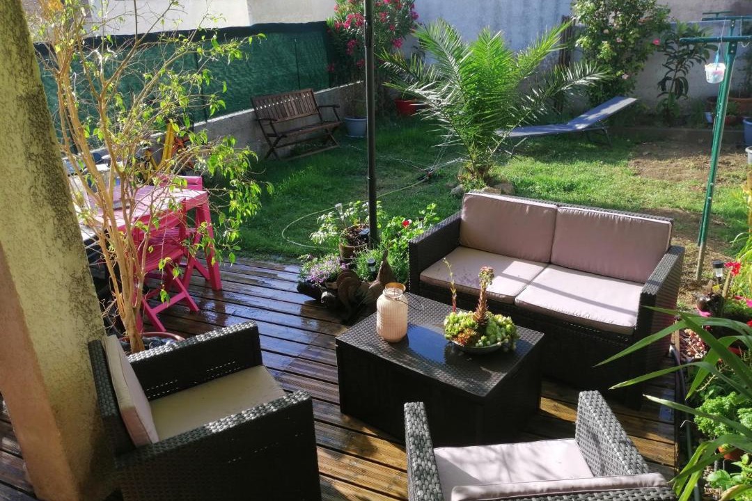 Photo of Patio Balcony in Saint-Laurent-d'Aigouze