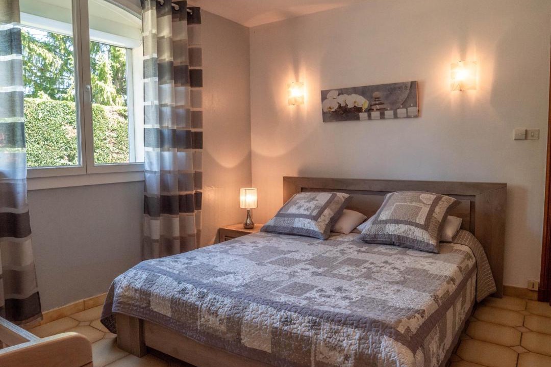 Photo of Bedroom in Lescure-dAlbigeois