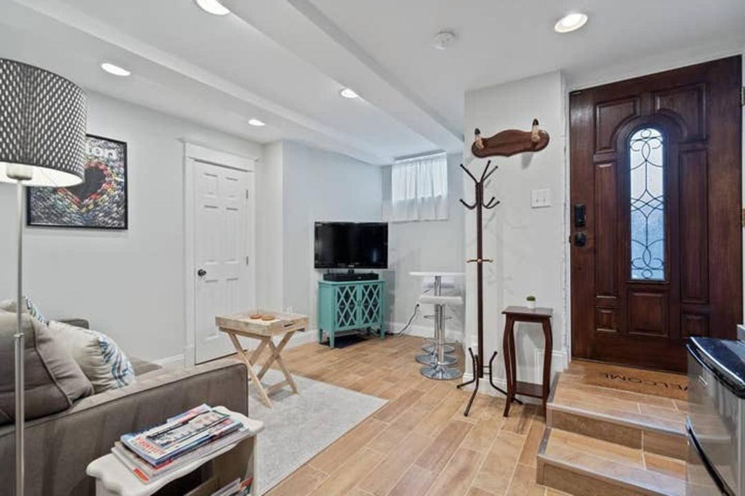 Photo of Livingroom in Shaw