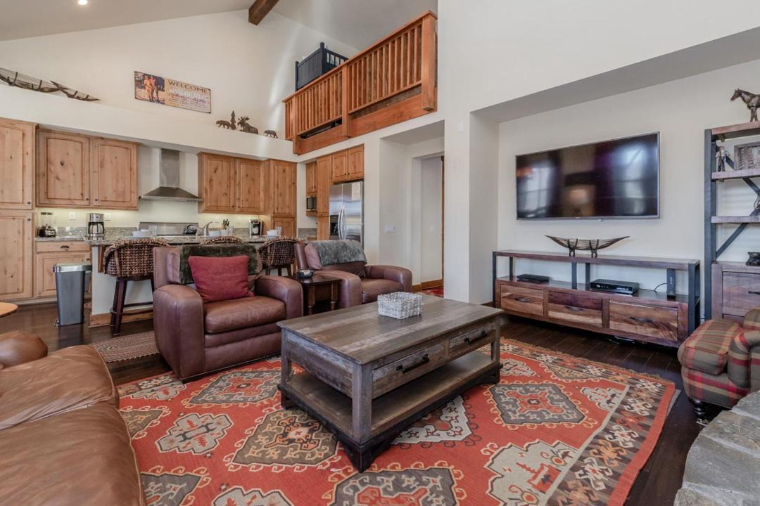 Photo of Livingroom in Mammoth Lakes