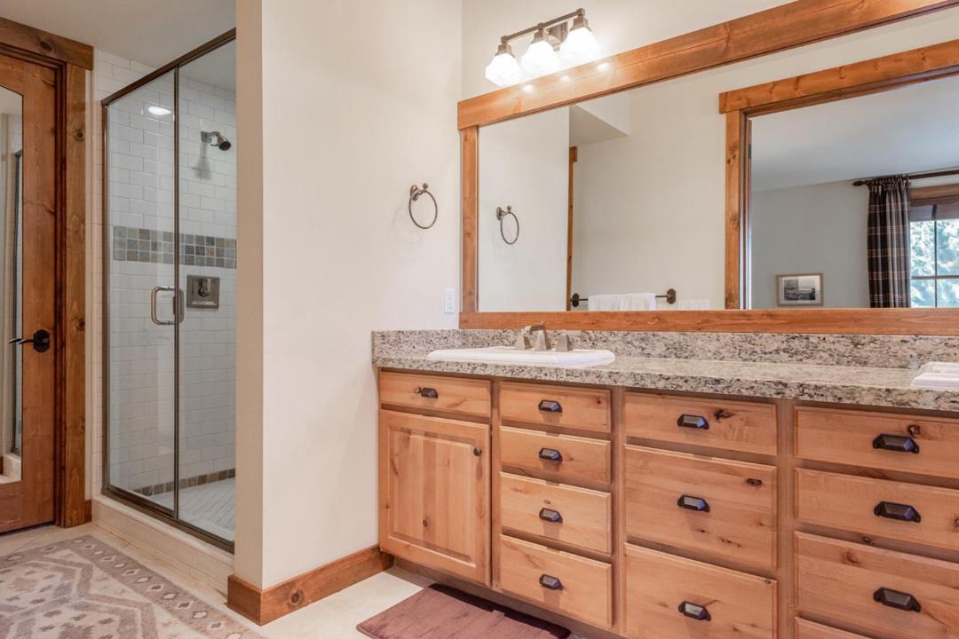 Photo of Kitchen in Mammoth Lakes