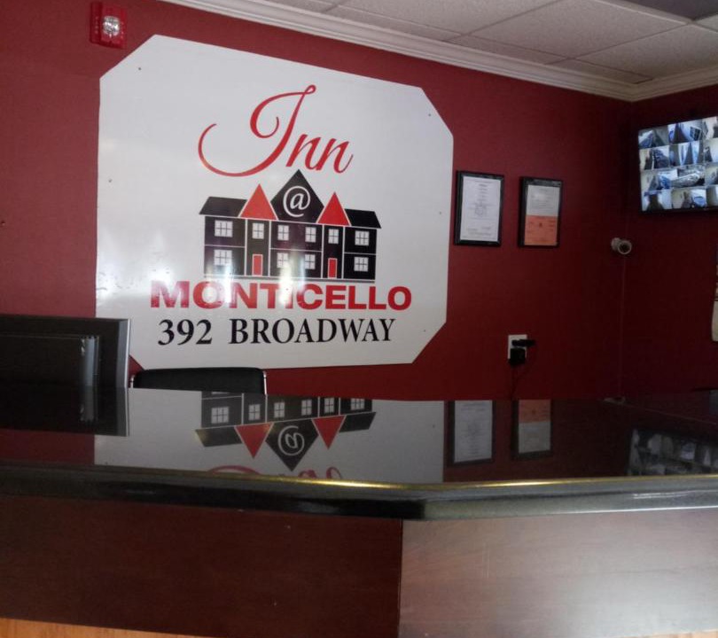 Photo of Others in Monticello