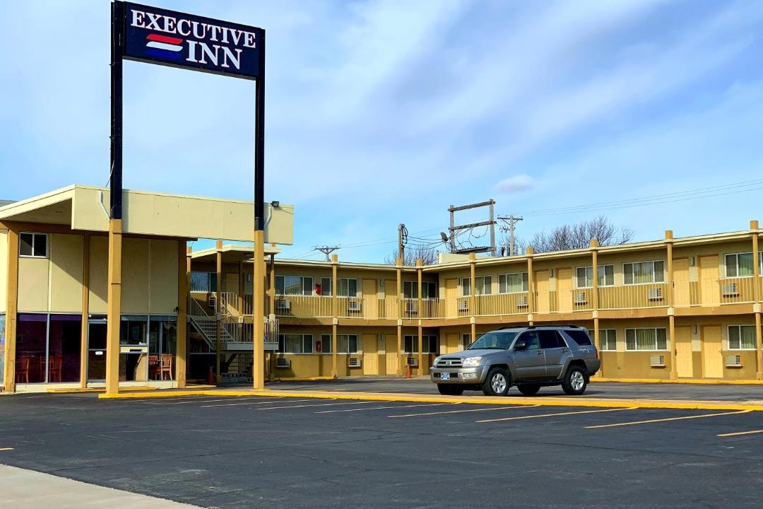 Photo of Others in Dodge City