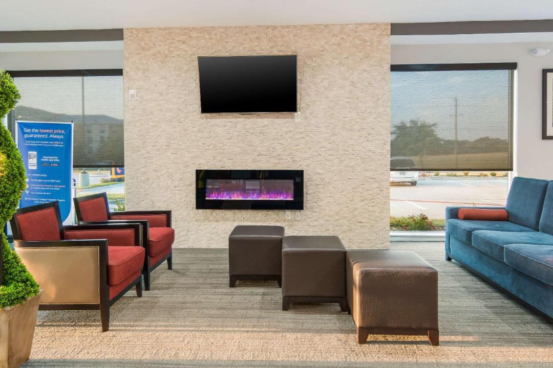 Photo of Livingroom in DeSoto