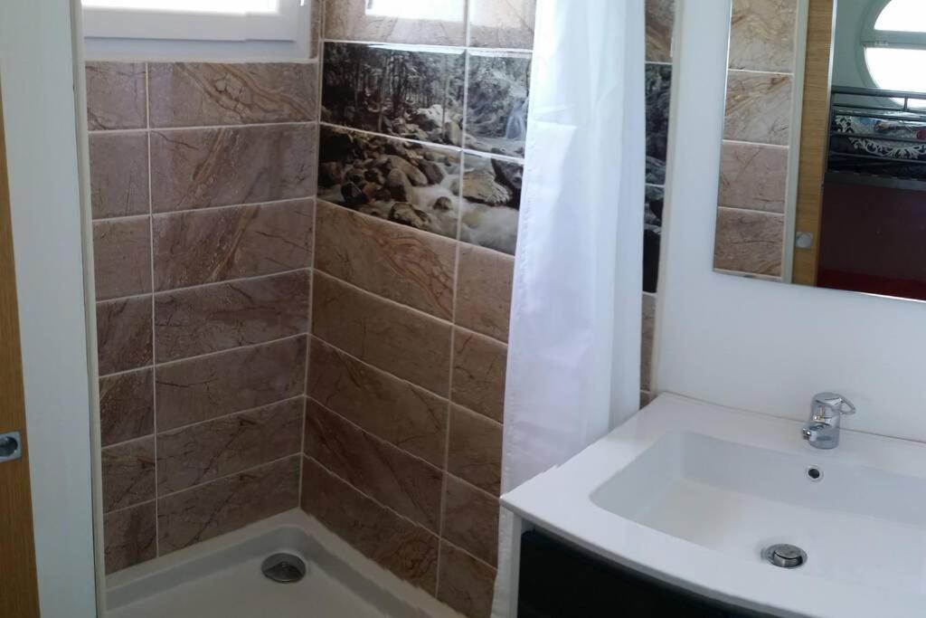 Photo of Bathroom in Cerbere