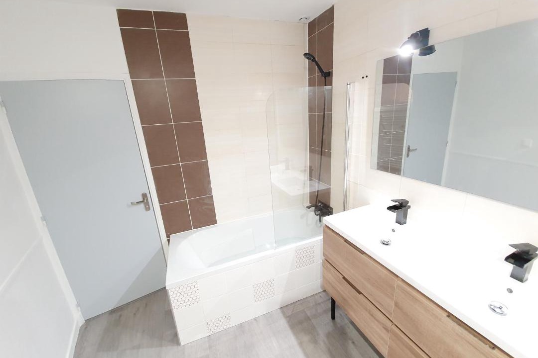 Photo of Bathroom in Graulhet