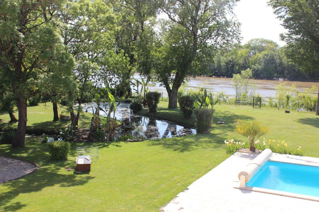 Photo of Others in Libourne