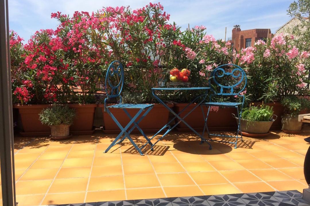 Photo of Patio Balcony in Musicians Quarter
