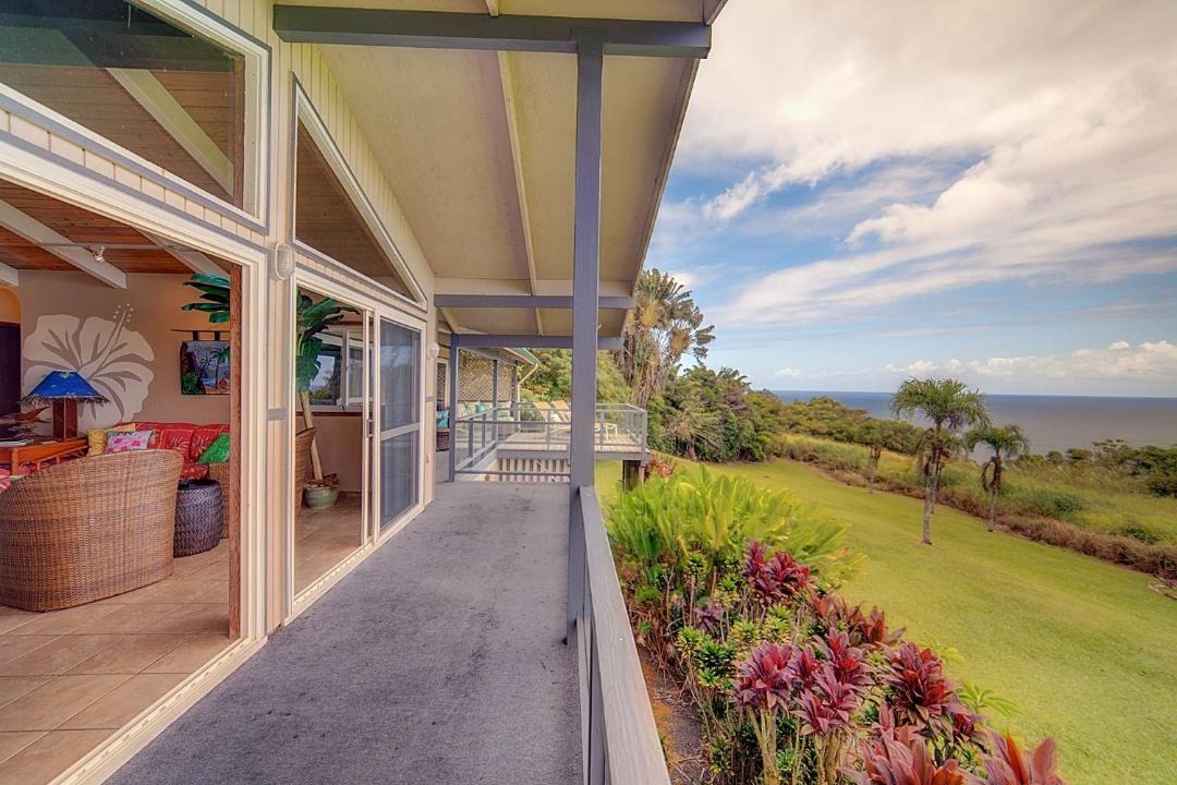 Photo of Patio Balcony in Ninole