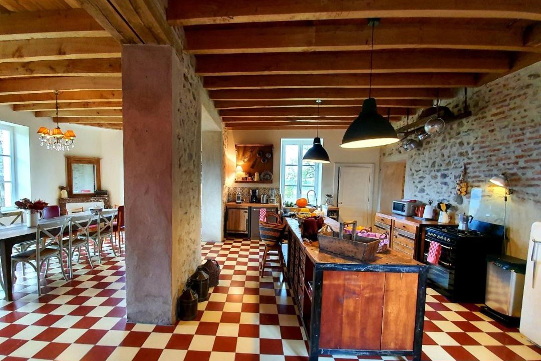 Photo of Kitchen in Louroux-de-Bouble
