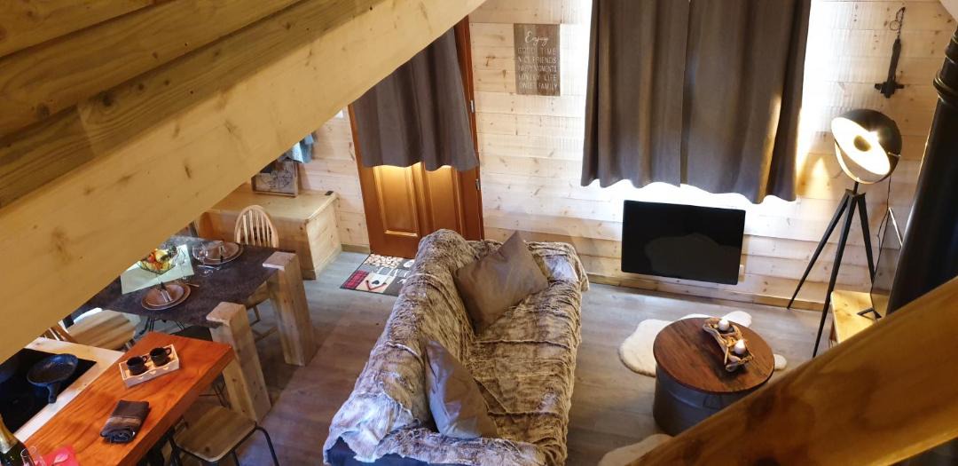 Photo of Others in Suzy