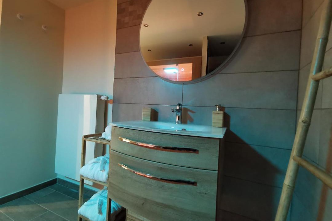 Photo of Bathroom in Guines