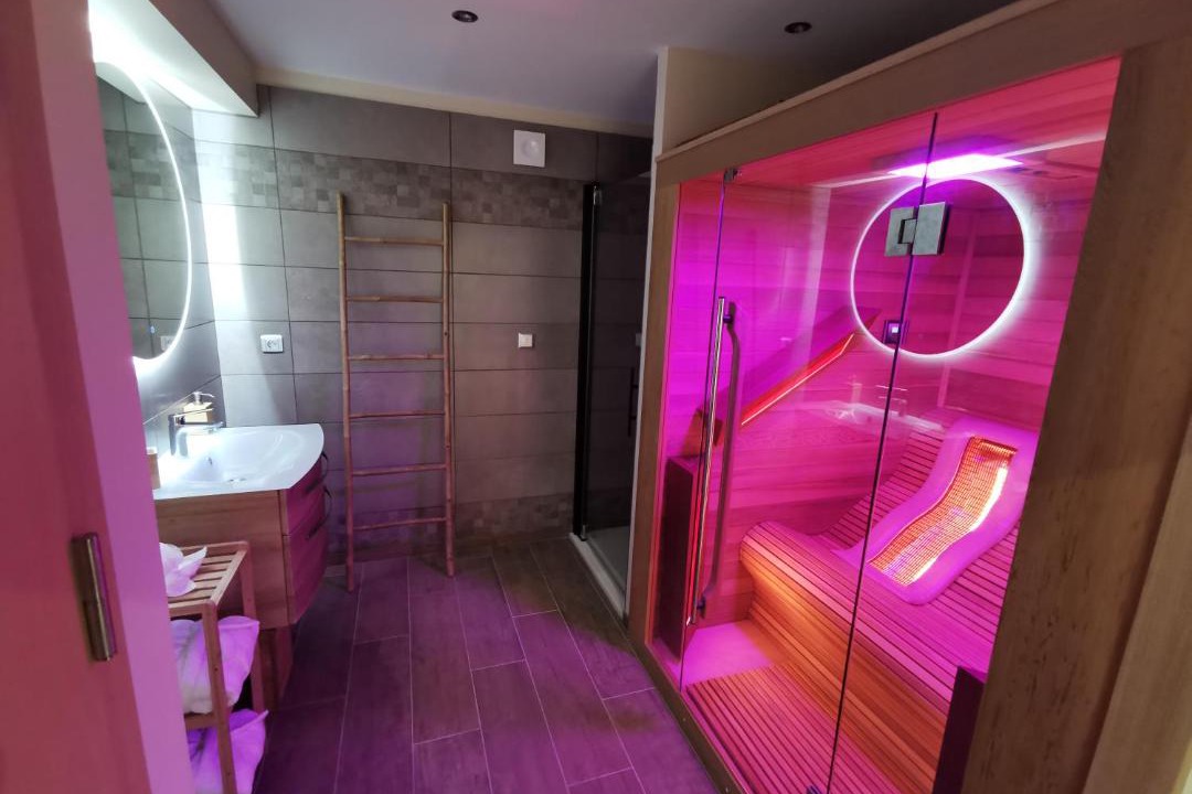 Photo of Bathroom in Guines