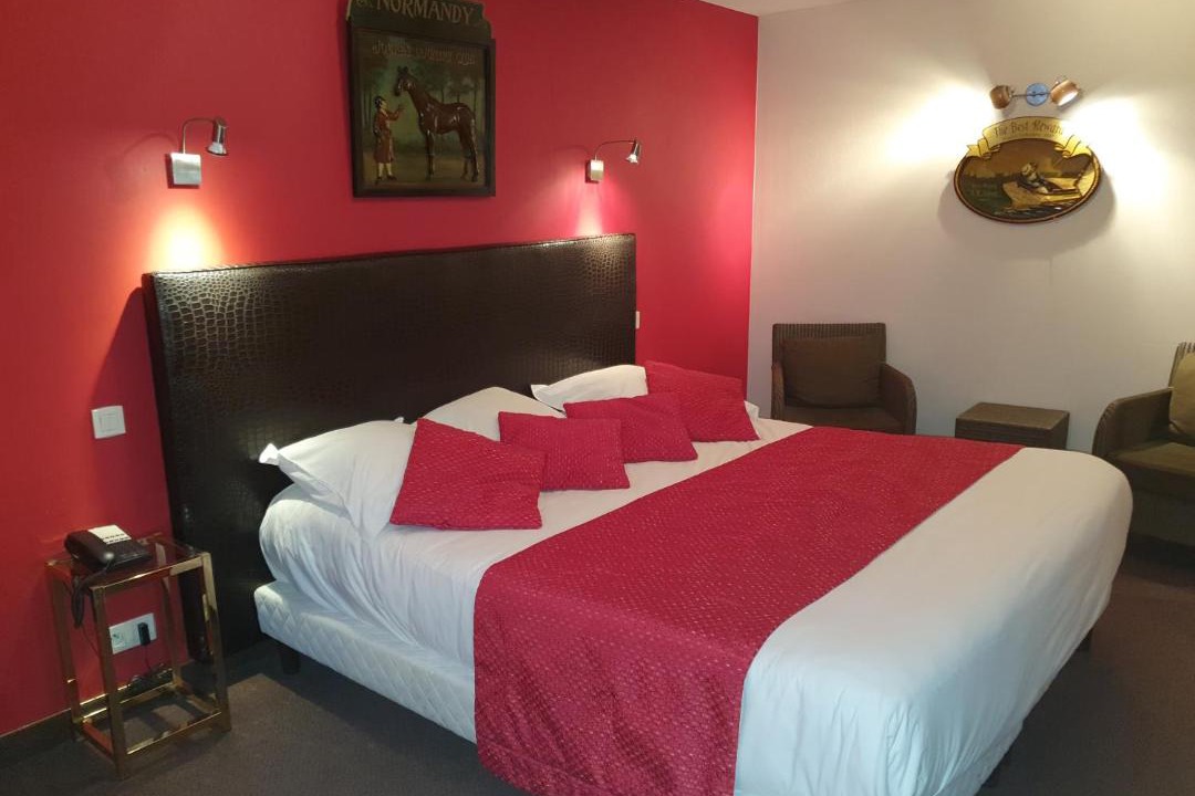 Photo of Others in Avranches