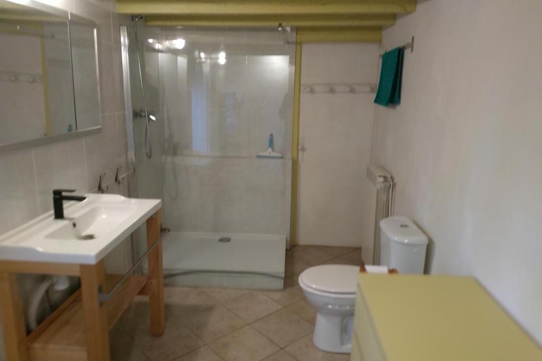 Photo of Bathroom in Saint-Gervais-d'Auvergne