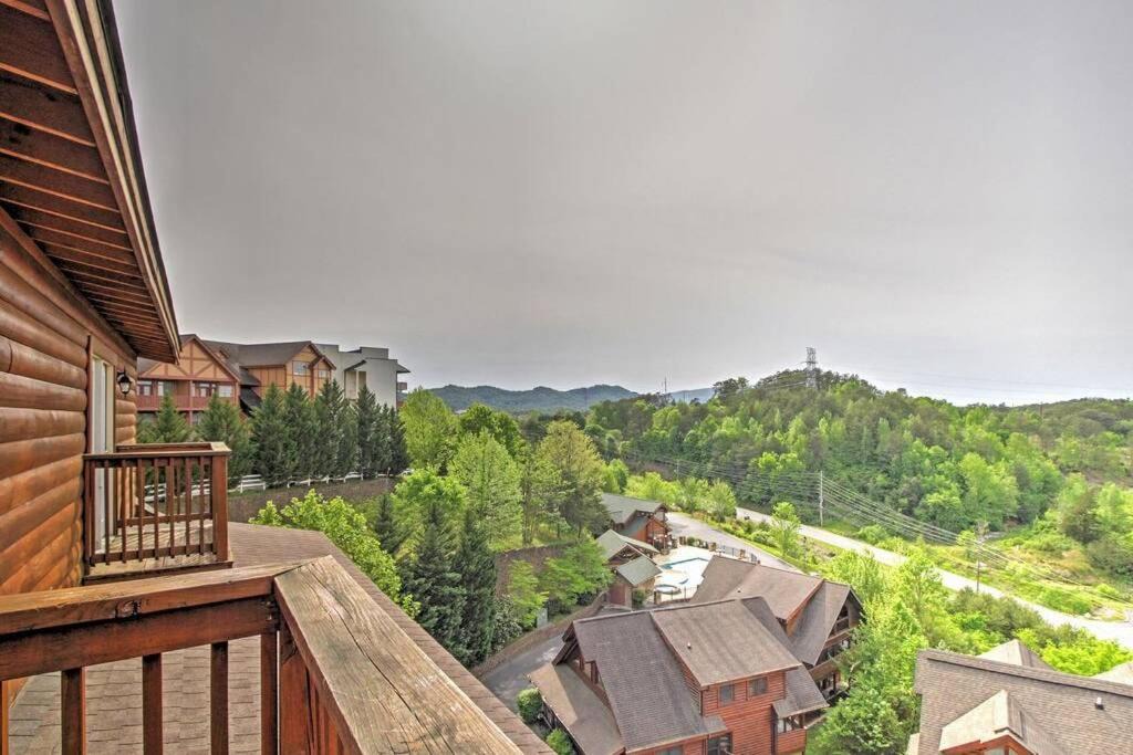 Photo of Others in Pigeon Forge