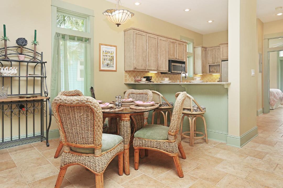 Photo of Livingroom in Sunnyside