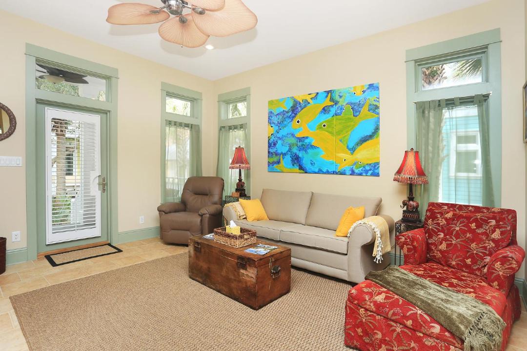 Photo of Livingroom in Sunnyside