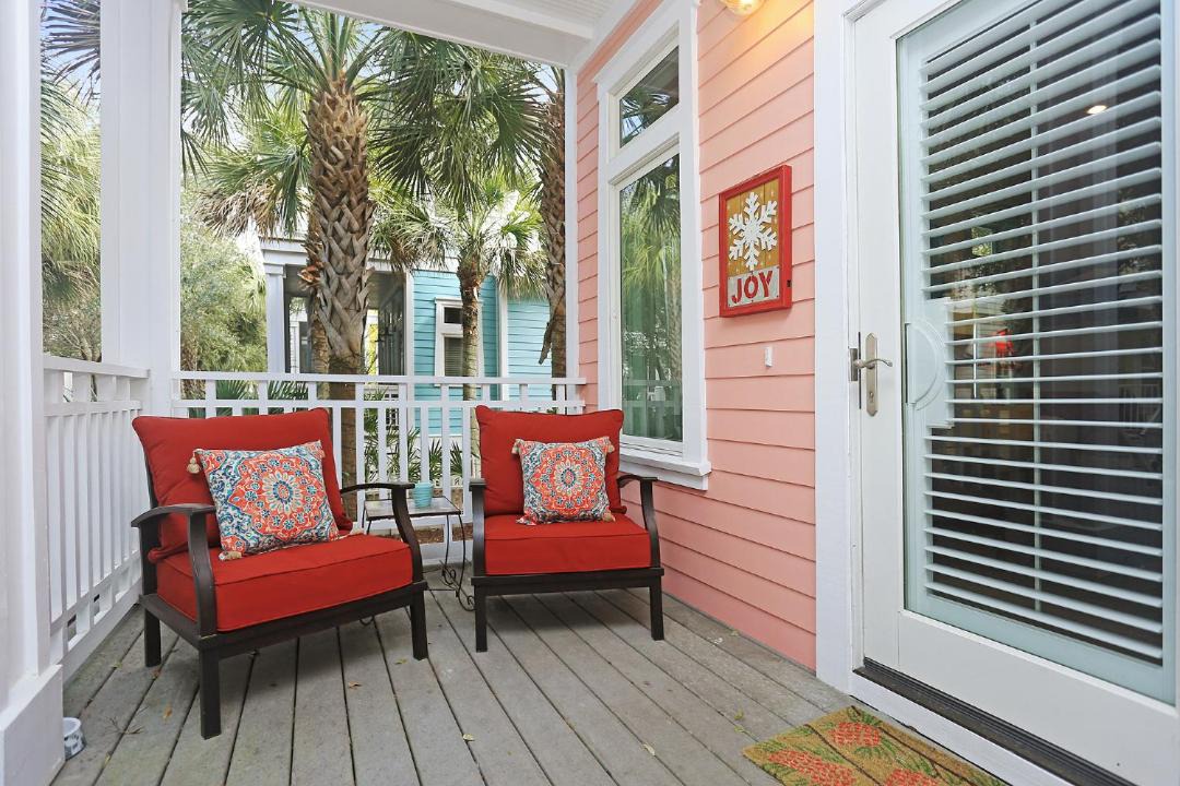 Photo of Livingroom in Sunnyside