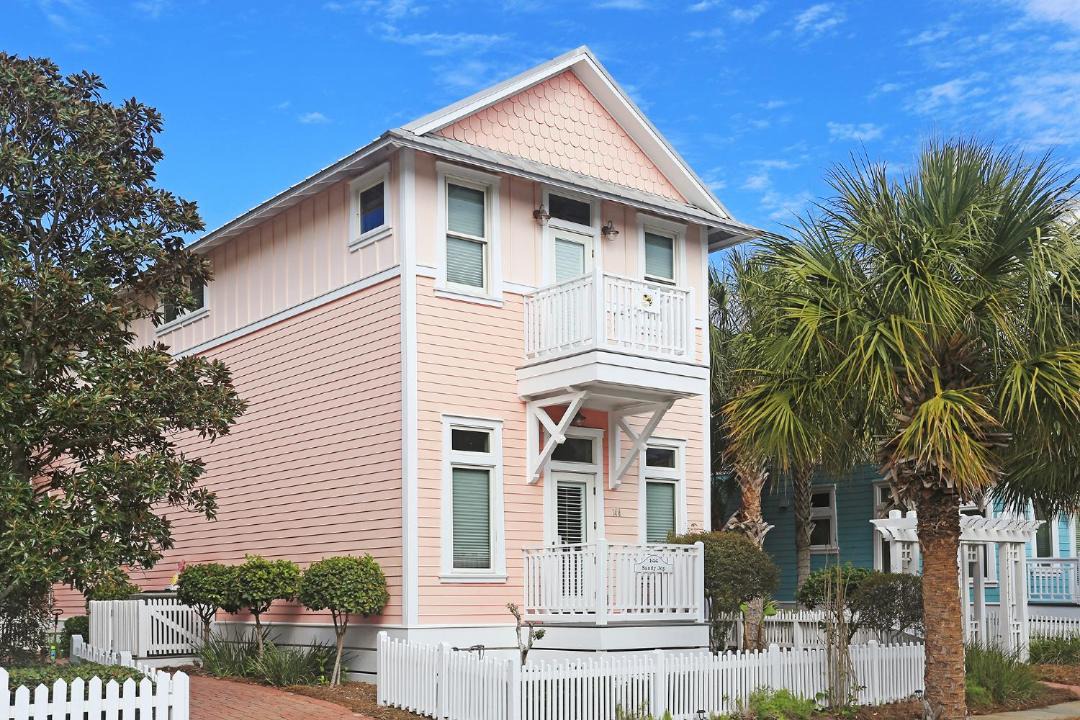 Photo of Buildings in Sunnyside