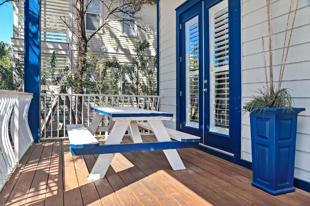 Photo of Patio Balcony in Seacrest Beach