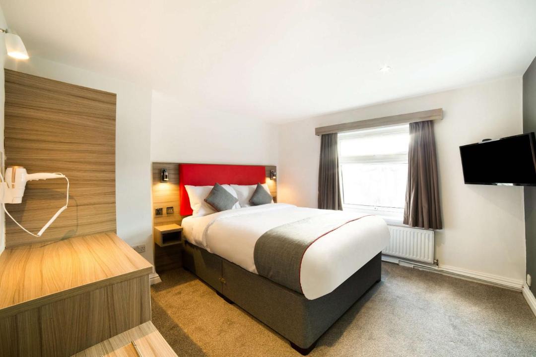 Photo of Bedroom in Wolverhampton