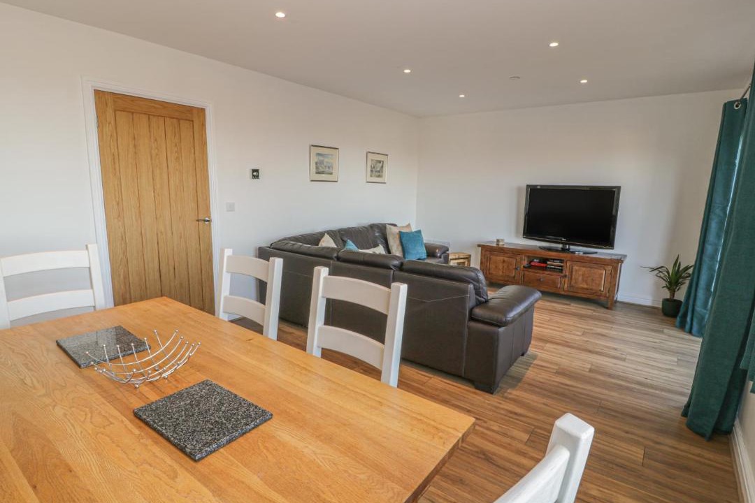 Photo of Others in Dinas