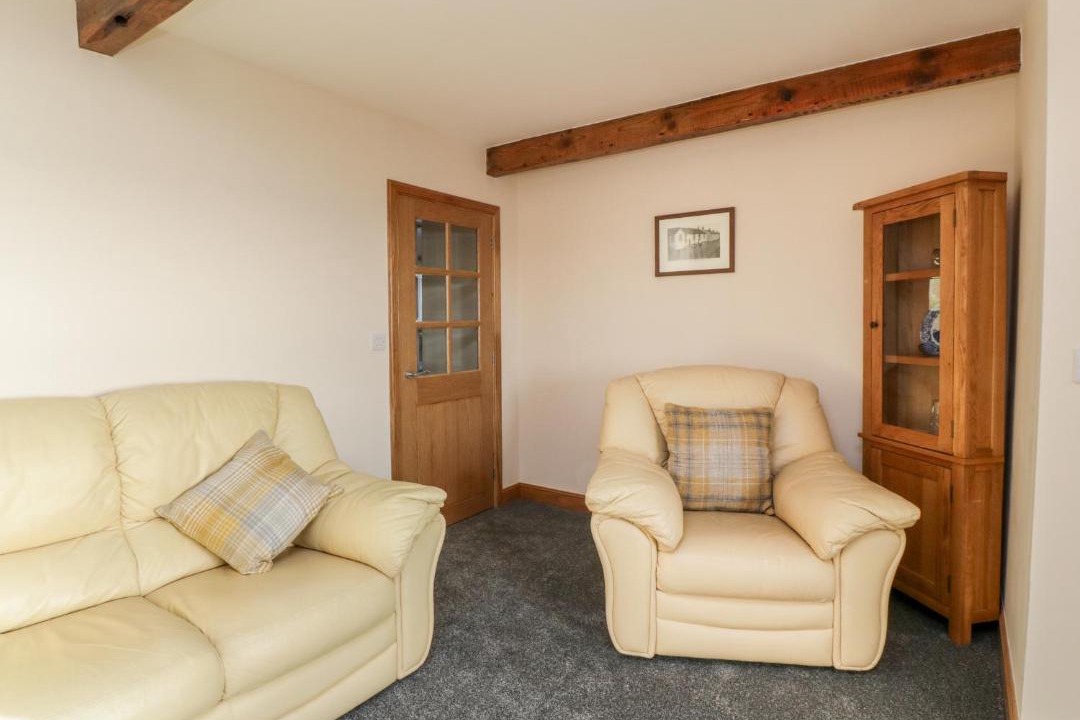 Photo of Others in Annan