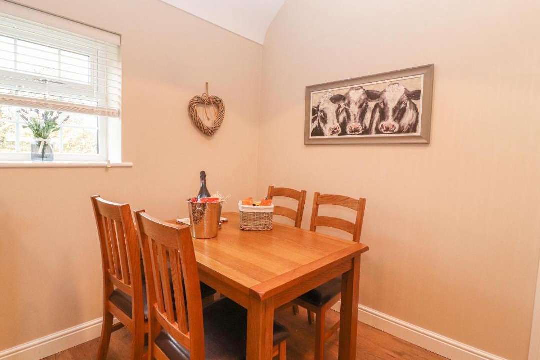 Photo of Others in Wimbolds Trafford