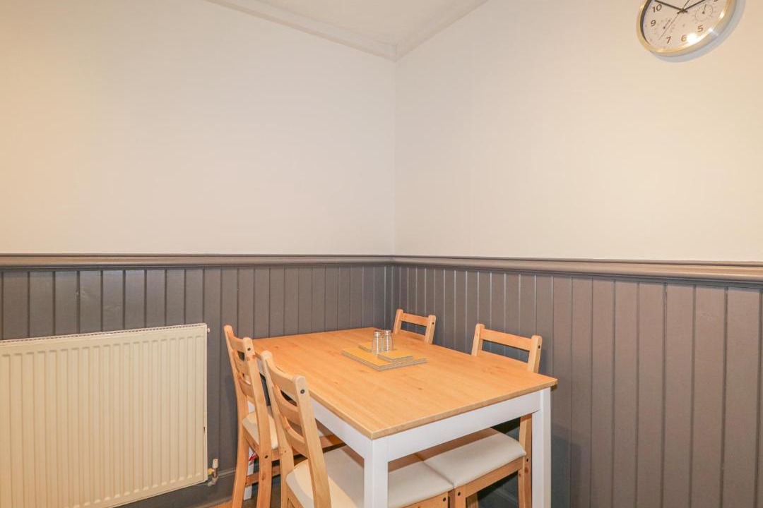 Photo of Others in Elgin