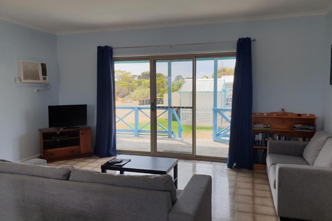 Photo of Others in Warrenben