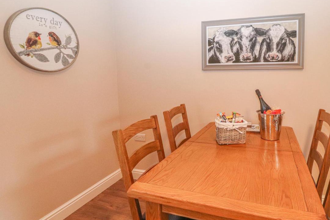 Photo of Others in Wimbolds Trafford