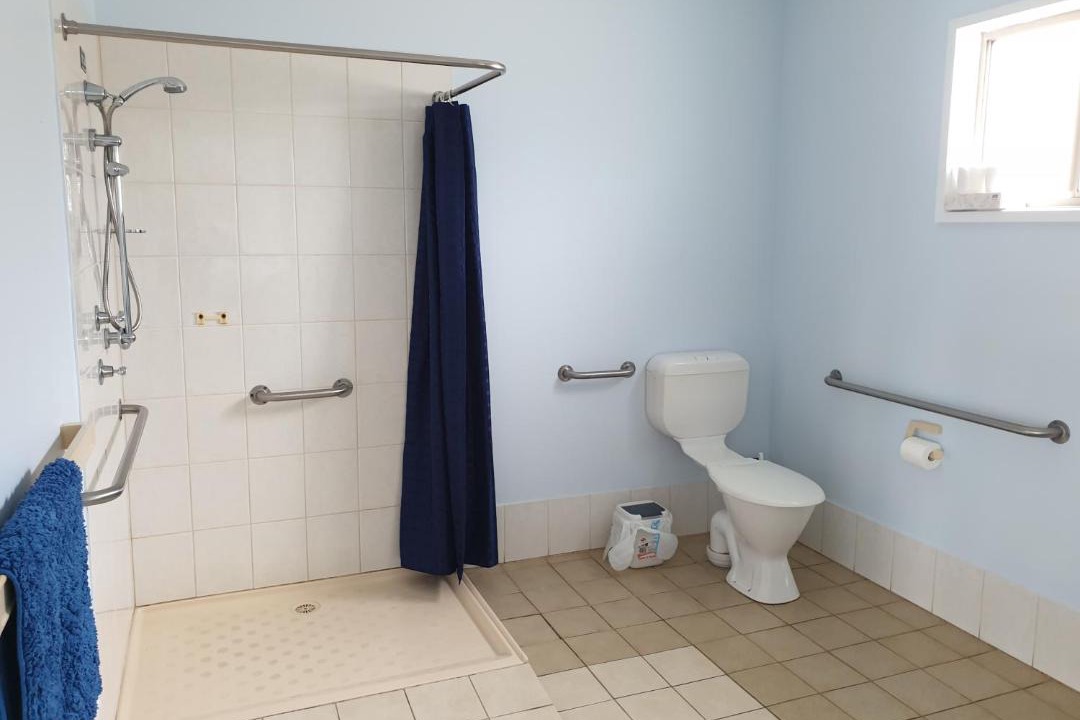 Photo of Bathroom in Warrenben