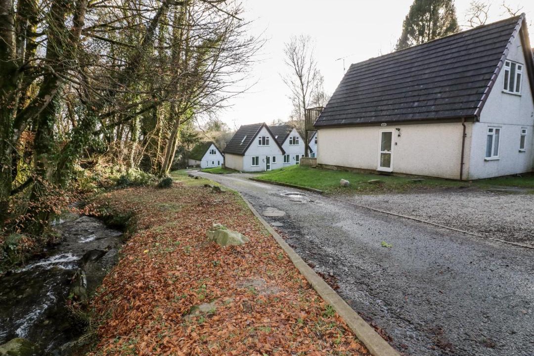 Photo of Buildings in St. Ann's Chapel