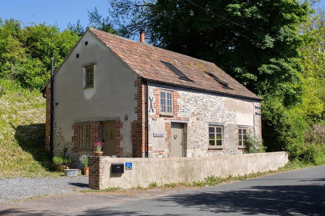 Photo of Buildings in Piddlehinton