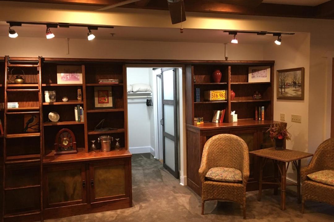 Photo of Livingroom in McHenry